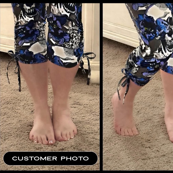 Vibrant Rainbow Ink Ruched Capri Leggings - Picture 4 of 6